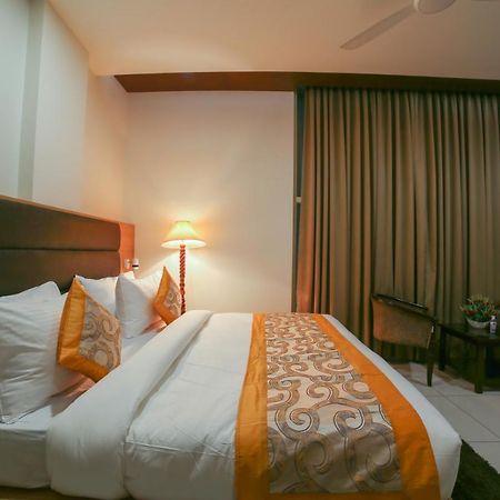 Hotel Grand Regency By Jmd Group Near Delhi Igi Airport Nueva Delhi Exterior foto