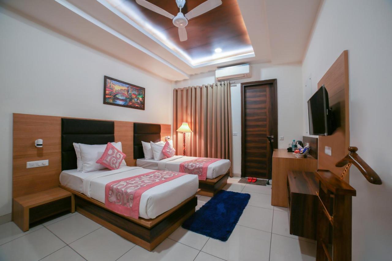 Hotel Grand Regency By Jmd Group Near Delhi Igi Airport Nueva Delhi Exterior foto