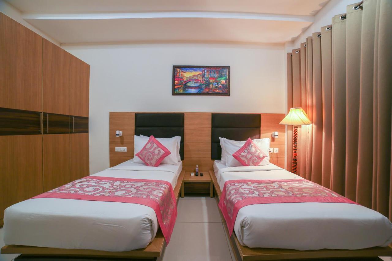 Hotel Grand Regency By Jmd Group Near Delhi Igi Airport Nueva Delhi Exterior foto